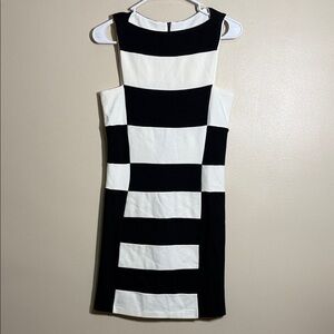 Saks Fifth Ave Colorblock Black White Sleeveless Bandage Mini Dress Size Medium